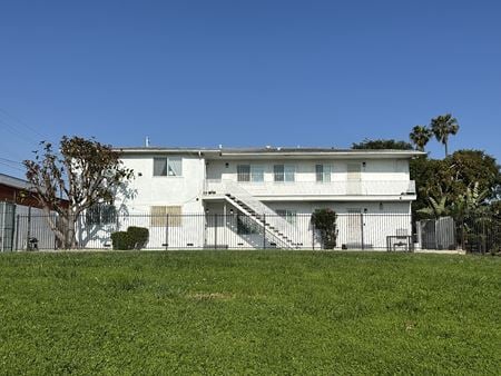 Photo of commercial space at 3213 Bartdon Avenue in Inglewood