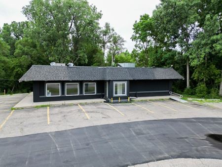 Retail space for Rent at 3870 Elizabeth Lake Rd in Waterford