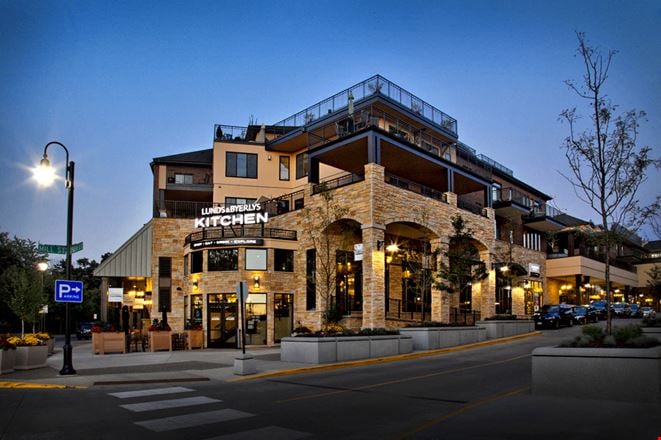 Retail space for Rent at Superior Boulevard & Lake Street in Wayzata