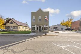 305 Main Street