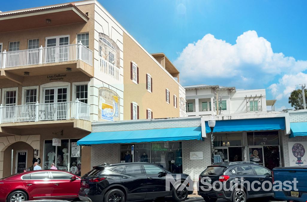 ±1,550 SF Retail Space Downtown Stuart