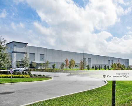 Photo of commercial space at 2904 Tradeport Drive in Orlando