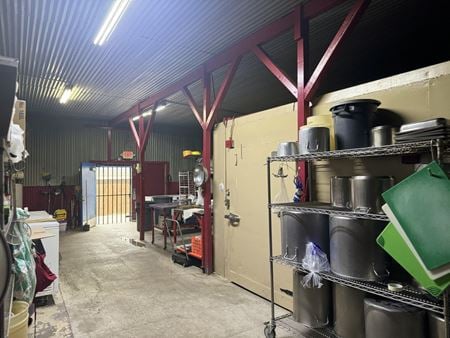 Photo of commercial space at 1617 NW 25th St in Fort Worth