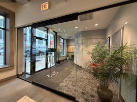 212 West Kinzie Street