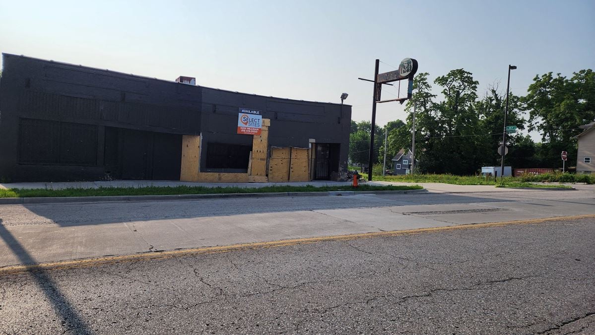 3000 SqFt | Freestanding Building