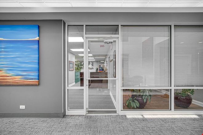 1S443 Summit Ave, Suite 205, Oakbrook Terrace, IL 60181