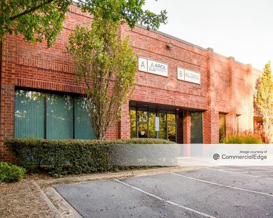 Satellite Ridge Business Park - 450 & 470 Satellite Blvd NE