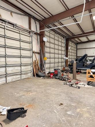 6501 Boucher Dr - N. Edmond - Waterloo Industrial