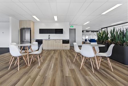 1802 Space Photo Gallery 15