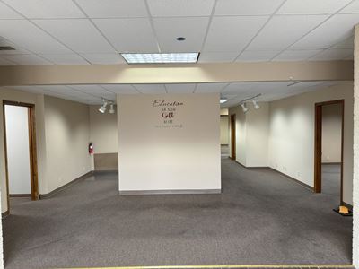 1690 Huston Dr