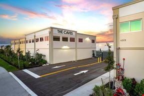 Ultimate Car Condo for Sale in Cape Coral!