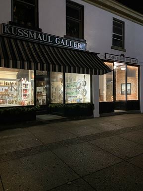 140 E Broadway 