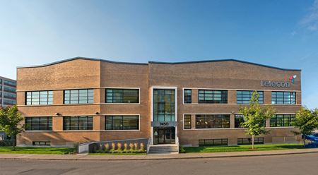 Office space for Rent at 7450 Rue du Mile End in Montréal