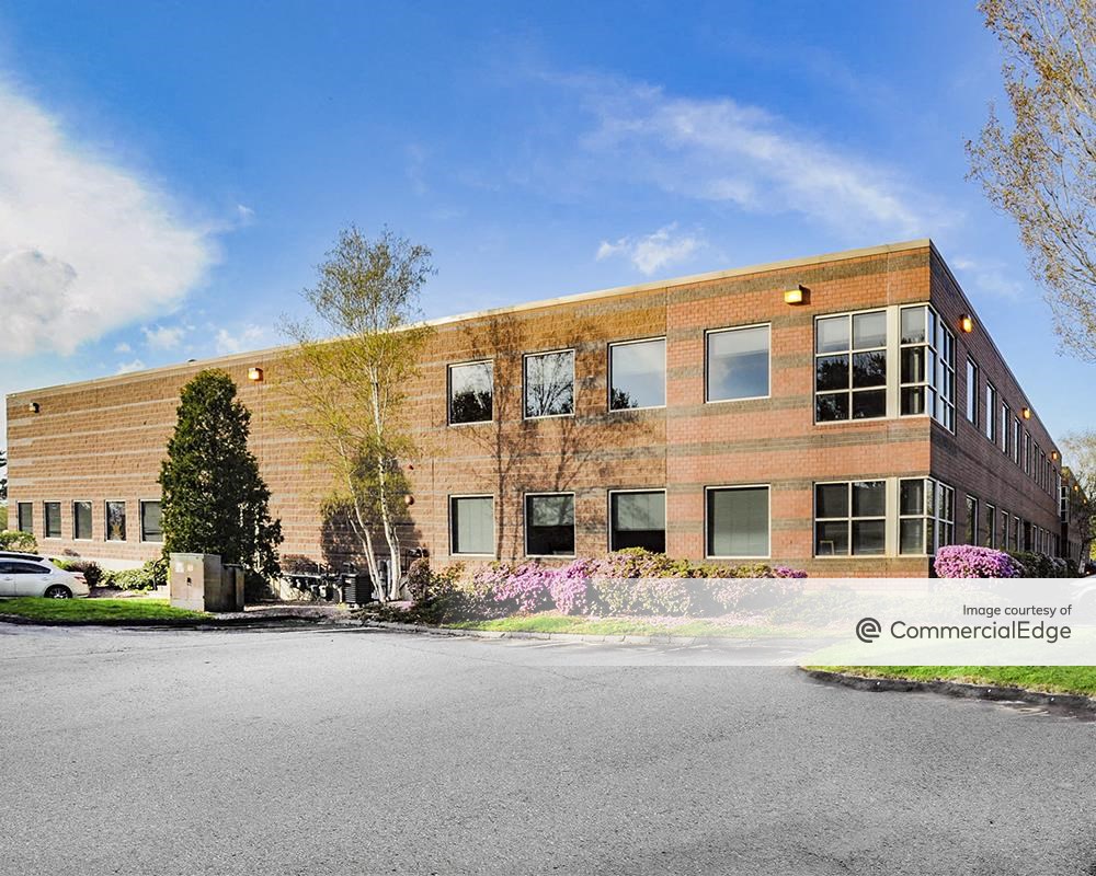 homes for sale with inlaw suite pembroke ma
