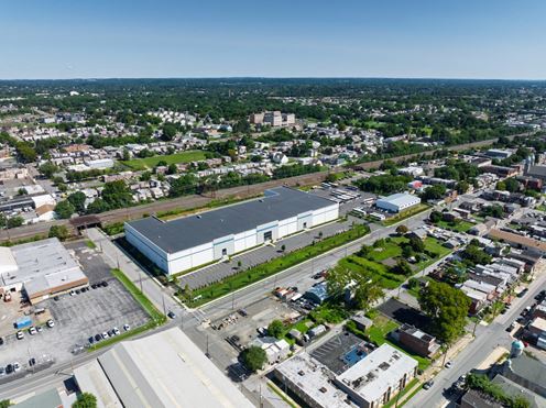 Commodore Logistics Center