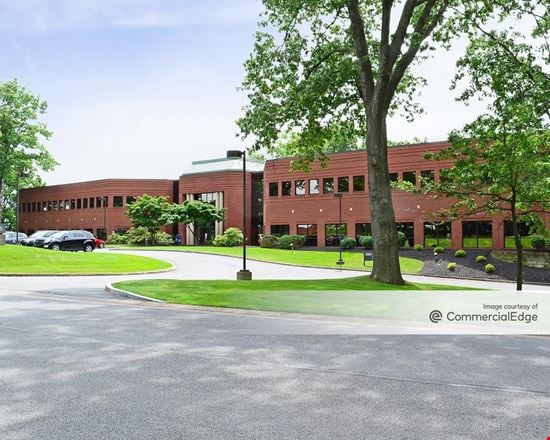 Linden Oaks Office Park - 290 & 350 Linden Oaks