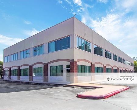 Office space for Rent at 17191 St. Lukes Way in The Woodlands