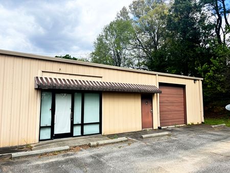 Photo of commercial space at 1014 NE Main Street in Simpsonville