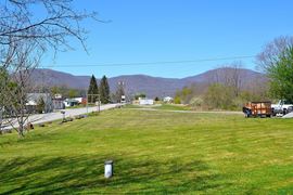 21124 Seneca Trail