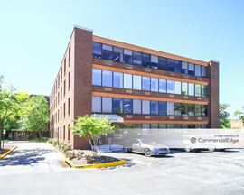 Rutherford Business Center - Rutherford Plaza