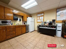 1020 SE Loop 289