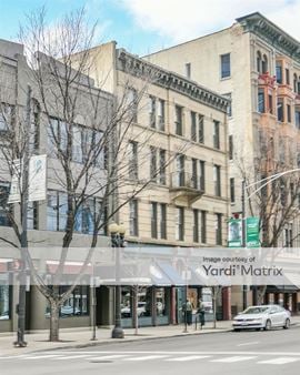 110-114 West Illinois Street & 500-508 North Clark Street