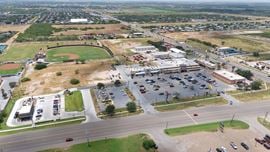 ±4 AC on N. Closner Blvd.