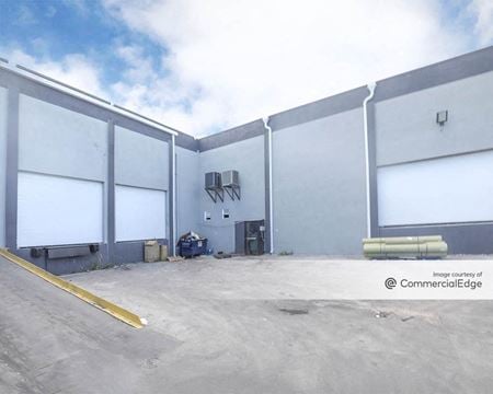 Industrial space for Rent at 7730 NW 72nd Avenue in Medley
