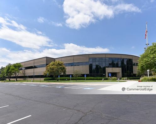 Southlake - 16011 College Blvd