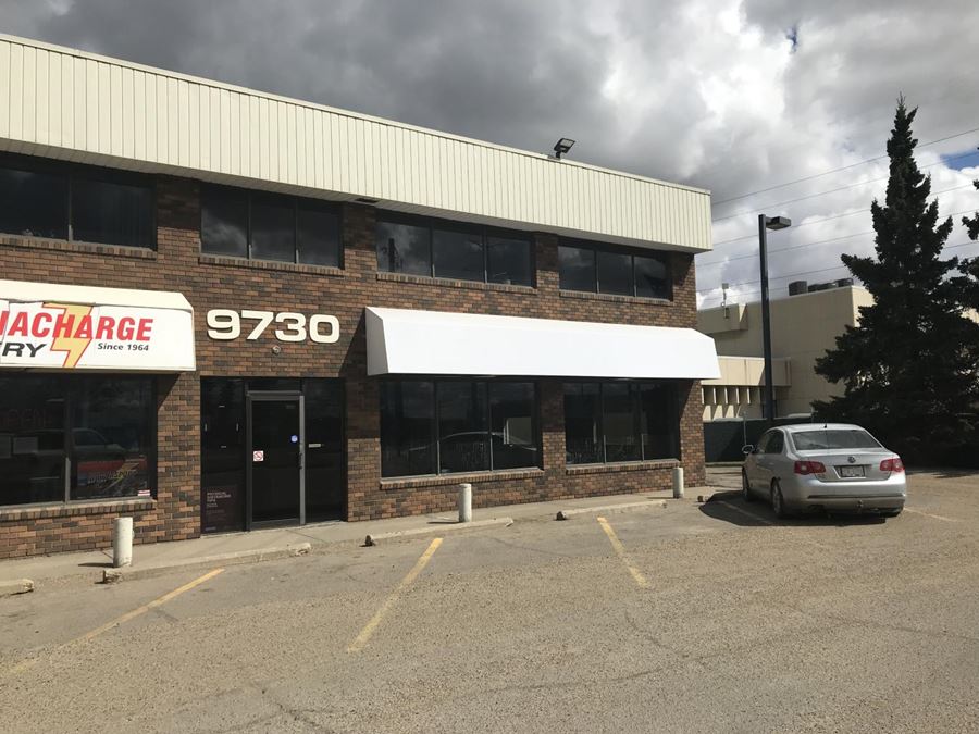 Centre 51 North - 9730 51 Avenue