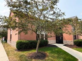 5900 Venture Dr
