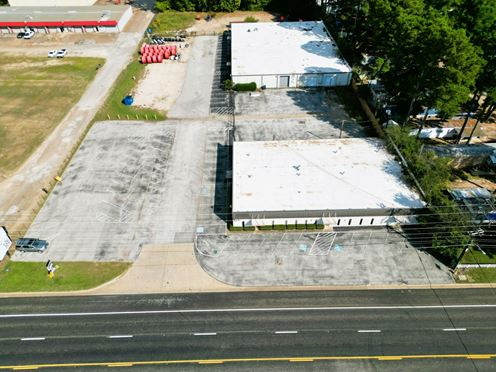 812 S Eastman Rd