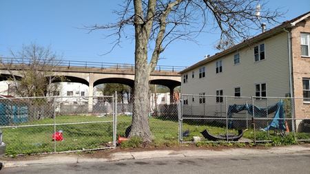 29-20 brookhaven Ave. Far Rockaway - Queens