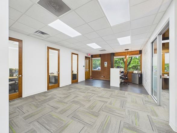 700 Brookstone Centre Pkwy, Suite 300