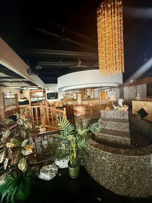Robin's Nest Plaza
