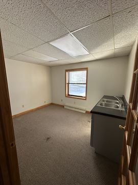 1305 N Barker Rd