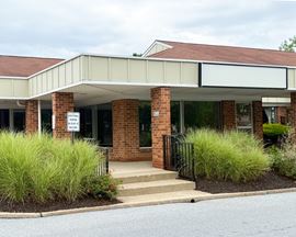 MacArthur Convenience Center