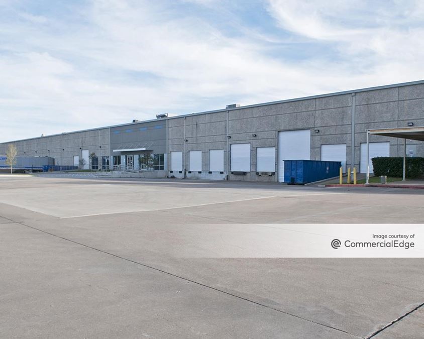 Sugar Land Business Park - 1111-1113 Gillingham Lane - 1111 Gillingham