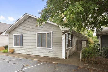 Photo of commercial space at 107 North Earle Street in Walhalla