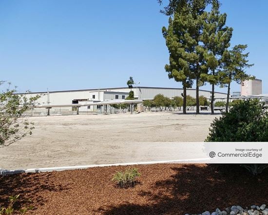 Mesa Business Park - 700 Airport Road