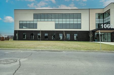 Photo of commercial space at 1060 Parent Street in Saint Bruno de Montarville