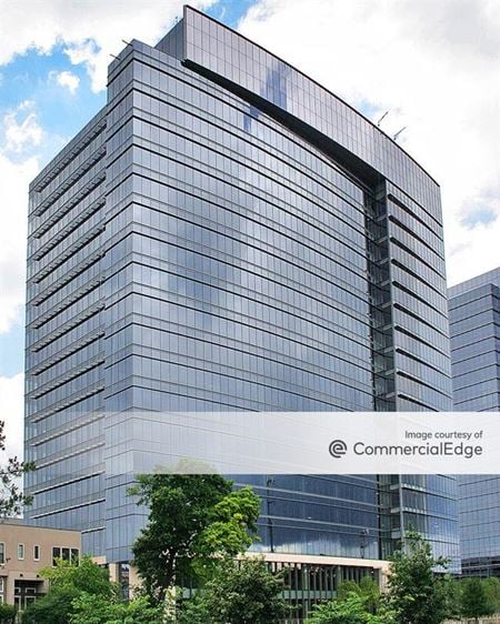 Office space for Rent at 915 N Eldridge Pky in Houston