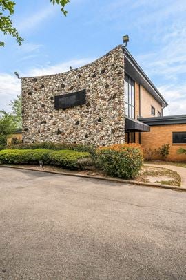 9941 Rowlett Rd