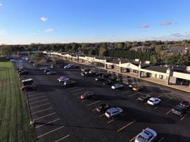 Lincoln Ridge Plaza
