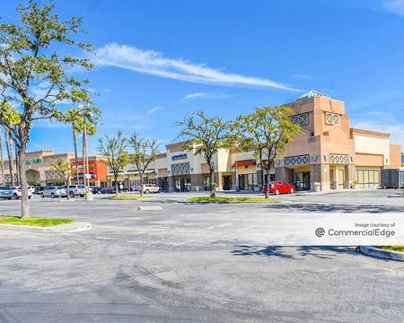 Retail space for Rent at 31886 North Castaic Road in Castaic