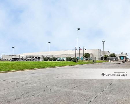 Photo of commercial space at 2350 Airport Road in Terrell