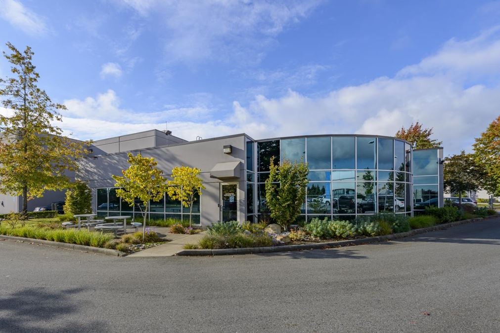 12111 Riverside Way 12111 Riverside Way