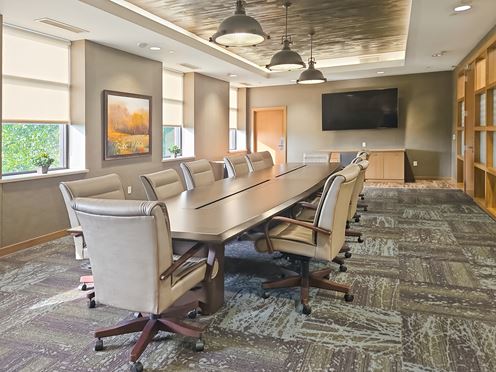 Regus - Eau Claire - Oakwood Mall Dr