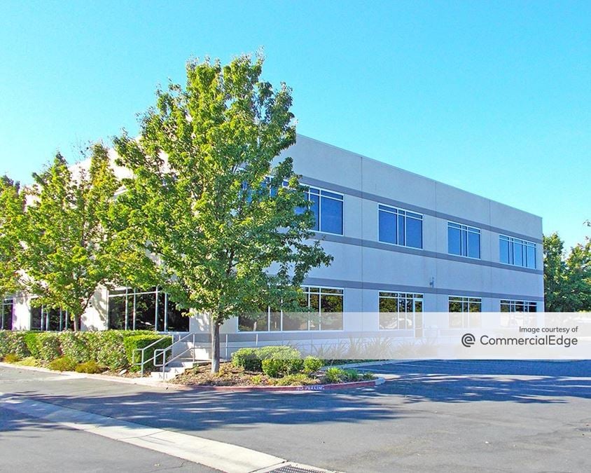 Elk Grove Corporate Center