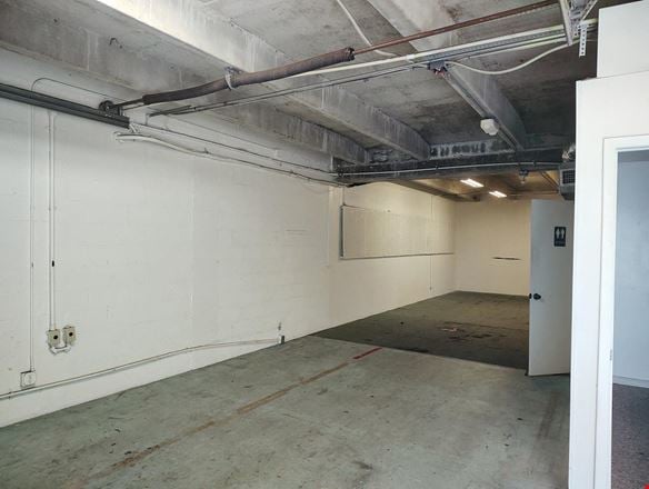 Commercial Warehouse Spaces